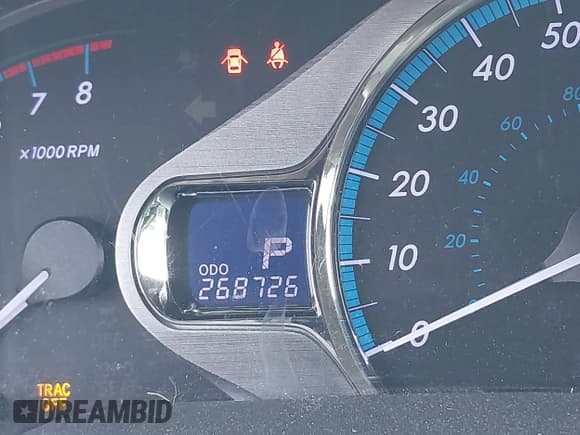 ✅ 2011 Toyota Sienna XLE AAS • VIN: 5TDYK3DC7BS121451 • Lot: 43174564. Listed on IAAI with 268,726 mi. Free auction sales archive from the USA and detailed vehicle history report at DreamBid. Image 15.