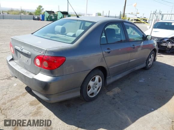 ✅ 2005 Toyota Corolla CE • VIN: 1NXBR32E55Z390954 • Lot: 42039248. Wystawiony na IAAI z przebiegiem 197 096 mil. Bezpłatny archiwum sprzedaży aukcyjnych z USA i szczegółowy raport historii pojazdu na DreamBid. Zdjęcie 4.
