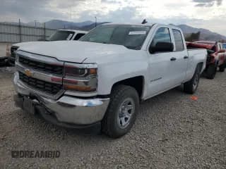 ✅ 2016 Chevrolet Silverado 1500 LS • VIN: 1GCVKNEC4GZ315261 • Лот: 70843884. Опубликован ранее на Copart с пробегом 158 497 миль. Бесплатный доступ к архиву аукционных продаж из США и подробный отчёт об истории автомобиля на DreamBid. Изображение 1.