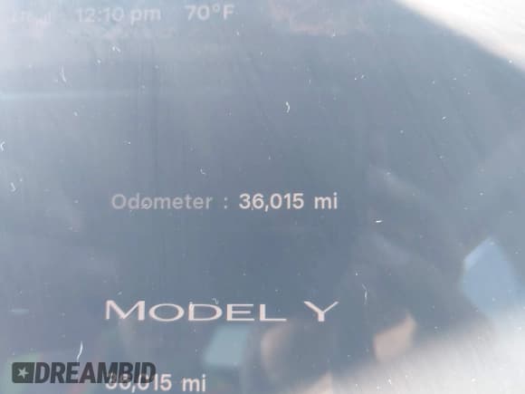 ✅ 2024 Tesla Model Y • VIN: 7SAYGDED7RF095496 • Lot: 43528096. Wystawiony na IAAI z przebiegiem 36 015 mil. Bezpłatny archiwum sprzedaży aukcyjnych z USA i szczegółowy raport historii pojazdu na DreamBid. Zdjęcie 15.