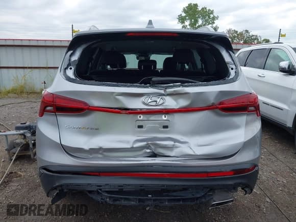 ✅ 2023 Hyundai Santa Fe SEL • VIN: 5NMS24AJ2PH584400 • Lot: 43242421. Wystawiony na IAAI z przebiegiem 46 258 mil. Bezpłatny archiwum sprzedaży aukcyjnych z USA i szczegółowy raport historii pojazdu na DreamBid. Zdjęcie 17.