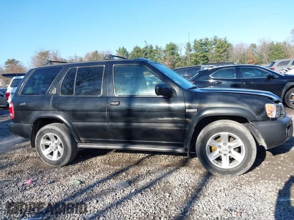 ✅ 2003 Nissan Pathfinder LE • VIN: JN8DR09Y13W834395 • Lot: 43718632. Wystawiony na IAAI z przebiegiem 165 199 mil. Bezpłatny archiwum sprzedaży aukcyjnych z USA i szczegółowy raport historii pojazdu na DreamBid. Zdjęcie 13.