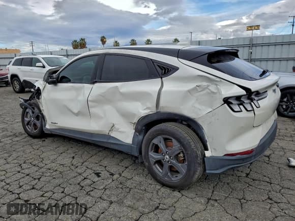 ✅ 2022 Ford Mustang Mach-E Select • VIN: 3FMTK1RM9NMA18368 • Lot: 93766475. Listed on Copart with 25,597 mi. Free auction sales archive from the USA and detailed vehicle history report at DreamBid. Image 2.