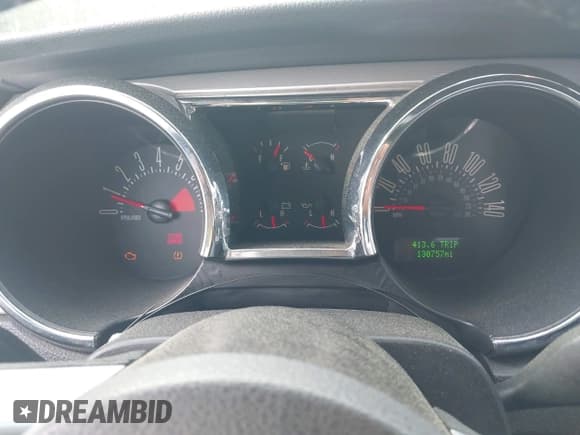 ✅ 2008 Ford Mustang GT Deluxe • VIN: 1ZVHT82H085115446 • Lot: 41919292. Listed on IAAI with 130,757 mi. Free auction sales archive from the USA and detailed vehicle history report at DreamBid. Image 7.