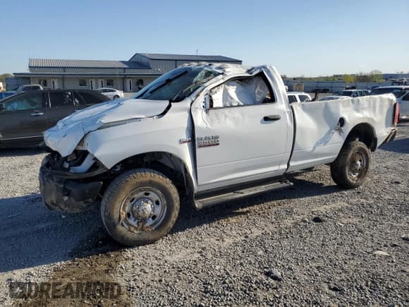 ✅ 2015 Ram 2500 Tradesman • VIN: 3C6MR5AJ1FG636787 • Lot: 52293355. Wystawiony na Copart z przebiegiem Nie podano. Bezpłatny archiwum sprzedaży aukcyjnych z USA i szczegółowy raport historii pojazdu na DreamBid. Zdjęcie 1.