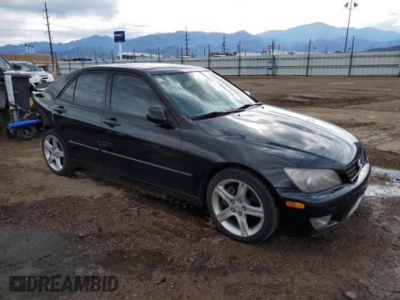 ✅ 2005 Lexus IS 300 • VIN: JTHBD192X50096426 • Lot: 80665125. Listed on Copart with 218,539 mi. Free auction sales archive from the USA and detailed vehicle history report at DreamBid. Image 4.
