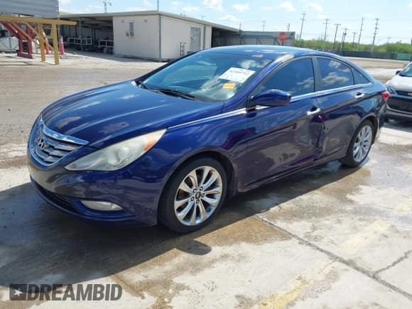 ✅ 2011 Hyundai Sonata Limited • VIN: 5NPEC4AC4BH022179 • Lot: 43304712. Listed on IAAI with 124,189 mi. Free auction sales archive from the USA and detailed vehicle history report at DreamBid. Image 17.