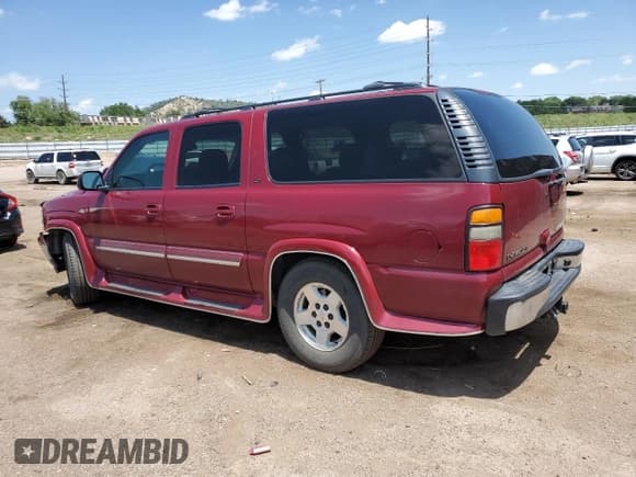✅ 2005 Chevrolet Suburban LT • VIN: 3GNFK16Z15G251006 • Lot: 60098725. Listed on Copart with 210,560 mi. Free auction sales archive from the USA and detailed vehicle history report at DreamBid. Image 2.