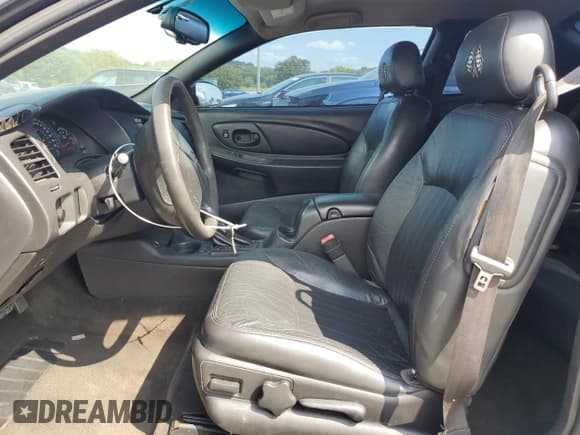 ✅ 2001 Chevrolet Monte Carlo LS • VIN: 2G1WW12EX19160992 • Lot: 71735935. Listed on Copart with 181,075 mi. Free auction sales archive from the USA and detailed vehicle history report at DreamBid. Image 7.