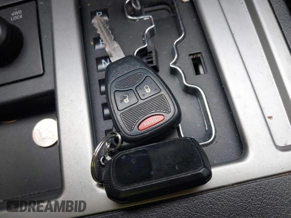 ✅ 2011 Dodge Nitro Heat • VIN: 1D4PU4GKXBW598683 • Lot: 41958182. Wystawiony na IAAI z przebiegiem 167 114 mil. Bezpłatny archiwum sprzedaży aukcyjnych z USA i szczegółowy raport historii pojazdu na DreamBid. Zdjęcie 11.