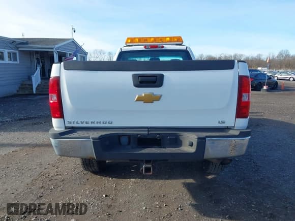 ✅ 2008 Chevrolet Silverado 2500HD 1LT • VIN: 1GCHK24K48E182448 • Лот: 43729312. Опубликован ранее на IAAI с пробегом 38 983 миль. Бесплатный доступ к архиву аукционных продаж из США и подробный отчёт об истории автомобиля на DreamBid. Изображение 16.