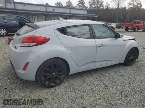 ✅ 2014 Hyundai Veloster • VIN: KMHTC6AD6EU213698 • Lot: 78961304. Wystawiony na Copart z przebiegiem 150 864 mil. Bezpłatny archiwum sprzedaży aukcyjnych z USA i szczegółowy raport historii pojazdu na DreamBid. Zdjęcie 3.