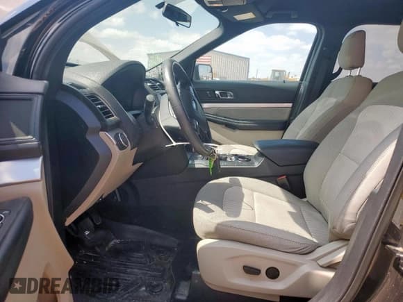 ✅ 2019 Ford Explorer • VIN: 1FM5K7B82KGA96182 • Lot: 71911455. Wystawiony na Copart z przebiegiem 68 176 mil. Bezpłatny archiwum sprzedaży aukcyjnych z USA i szczegółowy raport historii pojazdu na DreamBid. Zdjęcie 7.