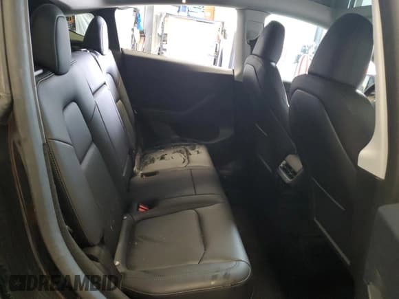 ✅ 2024 Tesla Model Y Long Range • VIN: 7SAYGDEE7RF056089 • Lot: 44923815. Listed on Copart with 26,381 mi. Free auction sales archive from the USA and detailed vehicle history report at DreamBid. Image 10.