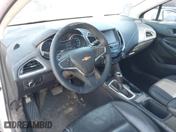 2017 Chevrolet Cruze Premier с VIN 1G1BF5SM8H7150664, выставлен на аукционе IAAI как лот 43618420 с пробегом 216 981 миль миль и . История ставок и продаж доступна на DreamBid. Изображение 17.