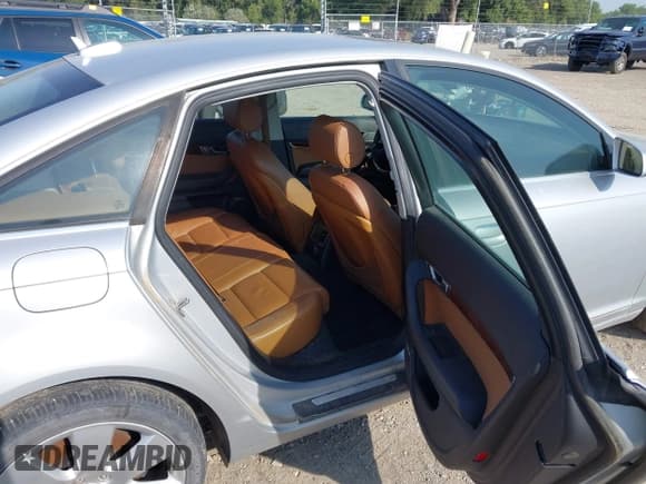 ✅ 2005 Audi A6 • VIN: WAUDG74F05N086440 • Лот: 43139393. Опубликован ранее на IAAI с пробегом 130 464 миль. Бесплатный доступ к архиву аукционных продаж из США и подробный отчёт об истории автомобиля на DreamBid. Изображение 8.