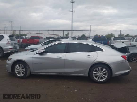 2018 Chevrolet Malibu LT с VIN 1G1ZD5ST6JF111336, выставлен на аукционе IAAI как лот 43281634 с пробегом 149 783 миль миль и . История ставок и продаж доступна на DreamBid. Изображение 14.