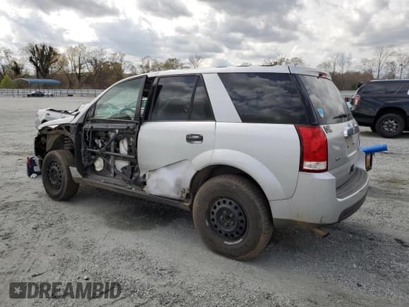 ✅ 2006 Saturn VUE • VIN: 5GZCZ33D06S858907 • Lot: 50509775. Wystawiony na Copart z przebiegiem 261 070 mil. Bezpłatny archiwum sprzedaży aukcyjnych z USA i szczegółowy raport historii pojazdu na DreamBid. Zdjęcie 2.