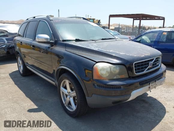 ✅ 2009 Volvo XC90 • VIN: YV4CF982591518633 • Lot: 42462232. Wystawiony na IAAI z przebiegiem 152 102 mil. Bezpłatny archiwum sprzedaży aukcyjnych z USA i szczegółowy raport historii pojazdu na DreamBid. Zdjęcie 1.