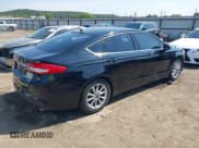 ✅ 2017 Ford Fusion SE • VIN: 3FA6P0HD2HR264013 • Lot: 43005410. Wystawiony na IAAI z przebiegiem 117 268 mil. Bezpłatny archiwum sprzedaży aukcyjnych z USA i szczegółowy raport historii pojazdu na DreamBid. Zdjęcie 4.