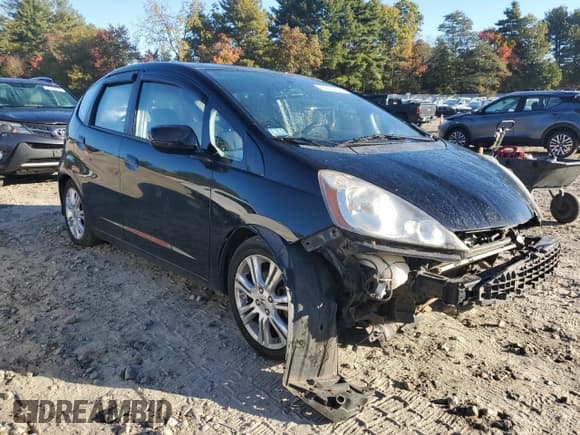 ✅ 2009 Honda Fit Sport • VIN: JHMGE87469S004058 • Лот: 86159925. Опубликован ранее на Copart с пробегом 150 721 миль. Бесплатный доступ к архиву аукционных продаж из США и подробный отчёт об истории автомобиля на DreamBid. Изображение 4.