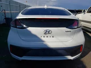 ✅ 2021 Hyundai Ioniq SEL • VIN: KMHC85LC9MU259461 • Lot: 70057934. Wystawiony na Copart z przebiegiem 89 138 mil. Bezpłatny archiwum sprzedaży aukcyjnych z USA i szczegółowy raport historii pojazdu na DreamBid. Zdjęcie 6.