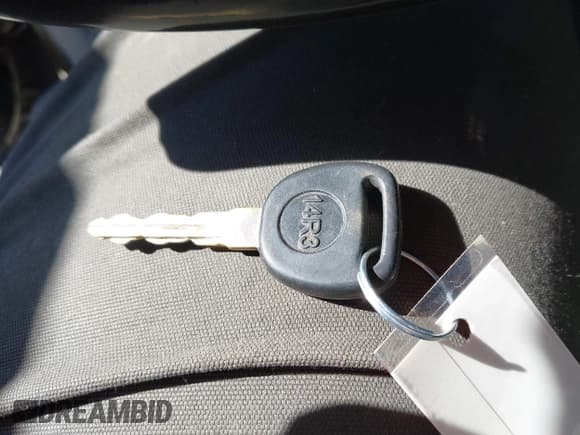 ✅ 2005 Chevrolet Suburban LT • VIN: 1GNFK16Z15J105364 • Лот: 42266288. Опубликован ранее на IAAI с пробегом 182 150 миль. Бесплатный доступ к архиву аукционных продаж из США и подробный отчёт об истории автомобиля на DreamBid. Изображение 11.