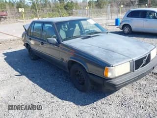 ✅ 1995 Volvo 900 • VIN: YV1JS8314S1209962 • Lot: 41750021. Wystawiony na IAAI z przebiegiem 202 921 mil. Bezpłatny archiwum sprzedaży aukcyjnych z USA i szczegółowy raport historii pojazdu na DreamBid. Zdjęcie 1.