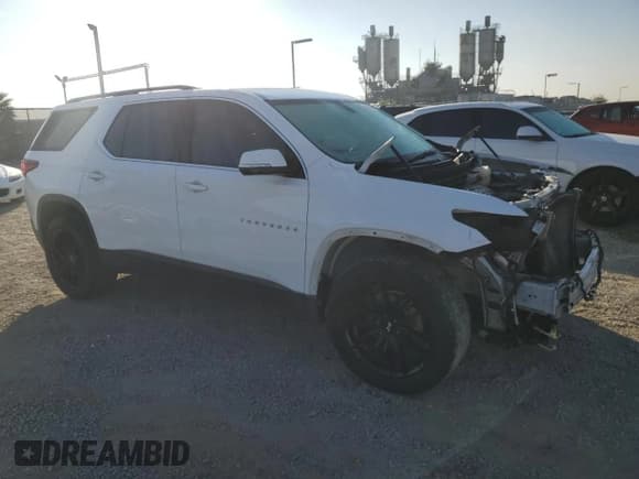 ✅ 2019 Chevrolet Traverse LT Cloth • VIN: 1GNERGKWXKJ125548 • Lot: 91628025. Wystawiony na Copart z przebiegiem 114 058 mil. Bezpłatny archiwum sprzedaży aukcyjnych z USA i szczegółowy raport historii pojazdu na DreamBid. Zdjęcie 4.