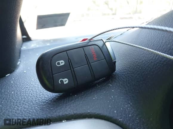 2020 Jeep Grand Cherokee Altitude z VIN 1C4RJEAG4LC244539, wystawiony jako IAAI lot #43291266 z przebiegiem 73 378 mil mil oraz . Historia ofert i sprzedaży dostępna na DreamBid. Obrazek 11.