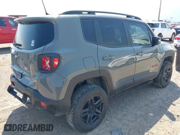 ✅ 2021 Jeep Renegade Trailhawk • VIN: ZACNJDC12MPN30675 • Лот: 42988189. Опубликован ранее на IAAI с пробегом 62 998 миль. Бесплатный доступ к архиву аукционных продаж из США и подробный отчёт об истории автомобиля на DreamBid. Изображение 4.