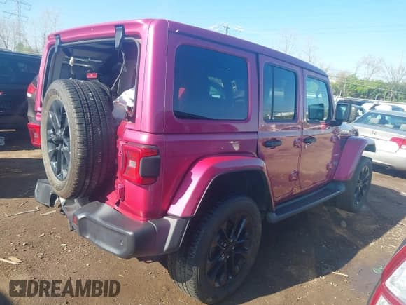 ✅ 2021 Jeep Wrangler Unlimited Sahara • VIN: 1C4JJXP63MW863995 • Lot: 42037221. Listed on IAAI with 41,308 mi. Free auction sales archive from the USA and detailed vehicle history report at DreamBid. Image 4.