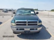 ✅ 2001 Dodge 1500 • VIN: 1B7HF13Z81J580952 • Lot: 43189449. Wystawiony na IAAI z przebiegiem 201 741 mil. Bezpłatny archiwum sprzedaży aukcyjnych z USA i szczegółowy raport historii pojazdu na DreamBid. Zdjęcie 6.