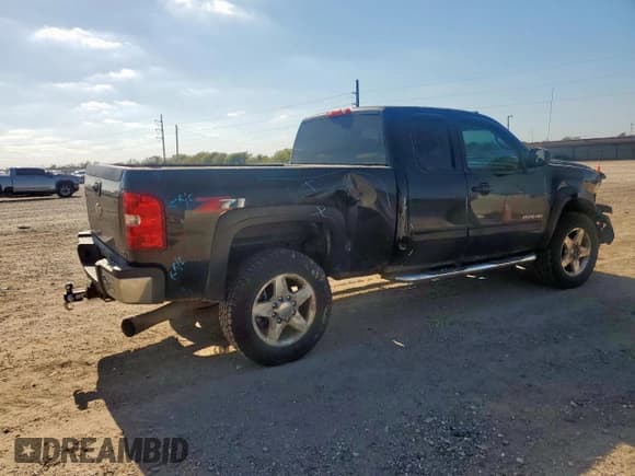 ✅ 2013 Chevrolet Silverado 2500HD LTZ • VIN: 1GC2KYE87DZ165996 • Lot: 92822315. Listed on Copart with 165,197 mi. Free auction sales archive from the USA and detailed vehicle history report at DreamBid. Image 3.