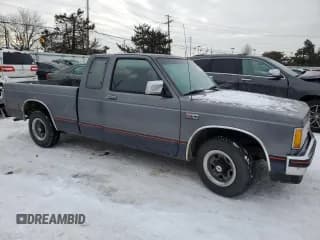 ✅ 1986 Chevrolet S-10 X96 • VIN: 1GCCS14R1G2211437 • Лот: 88146645. Опубликован ранее на Copart с пробегом 143 797 миль. Бесплатный доступ к архиву аукционных продаж из США и подробный отчёт об истории автомобиля на DreamBid. Изображение 4.