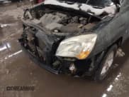 ✅ 2009 Kia Sportage LX • VIN: KNDJE723797611654 • Lot: 41581147. Wystawiony na IAAI z przebiegiem 161 415 mil. Bezpłatny archiwum sprzedaży aukcyjnych z USA i szczegółowy raport historii pojazdu na DreamBid. Zdjęcie 17.