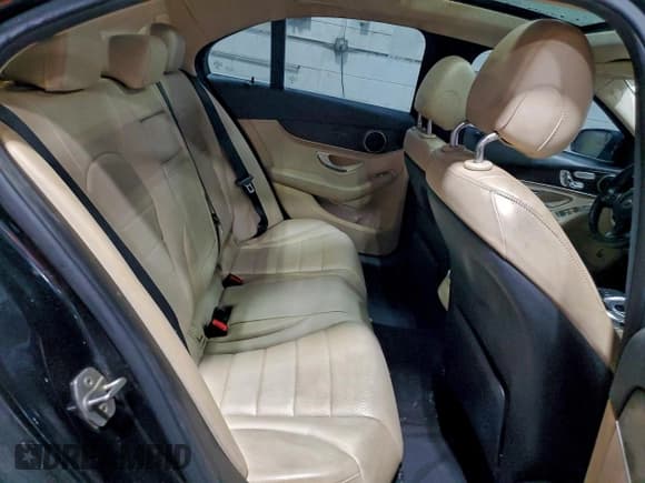 ✅ 2016 Mercedes-Benz C 300 Luxury • VIN: 55SWF4KB3GU166764 • Lot: 95323705. Listed on Copart with 118,207 mi. Free auction sales archive from the USA and detailed vehicle history report at DreamBid. Image 10.