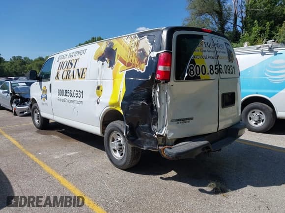 ✅ 2017 Chevrolet Express Cargo • VIN: 1GCWGBFG1H1165034 • Lot: 43092339. Listed on IAAI with 181,531 mi. Free auction sales archive from the USA and detailed vehicle history report at DreamBid. Image 3.