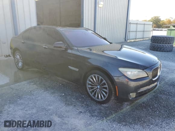 ✅ 2012 BMW 7 Series 750Li • VIN: WBAKB8C58CC963284 • Lot: 89708225. Wystawiony na Copart z przebiegiem 108 079 mil. Bezpłatny archiwum sprzedaży aukcyjnych z USA i szczegółowy raport historii pojazdu na DreamBid. Zdjęcie 4.