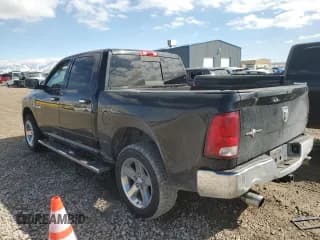 ✅ 2009 Dodge 1500 SLT • VIN: 1D3HB13T19S749245 • Lot: 49701655. Wystawiony na Copart z przebiegiem 154 493 mil. Bezpłatny archiwum sprzedaży aukcyjnych z USA i szczegółowy raport historii pojazdu na DreamBid. Zdjęcie 2.