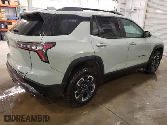 2025 Chevrolet Equinox AWD ACTIV с VIN 3GNAXSEG7SL270440, выставлен на аукционе Copart как лот 53275775 с пробегом 3 098 миль миль и Списание • Salvage title. История ставок и продаж доступна на DreamBid. Изображение 3.