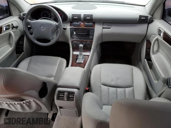 ✅ 2006 Mercedes-Benz C 280 Luxury • VIN: WDBRF54H96A839892 • Lot: 47498505. Wystawiony na Copart z przebiegiem 130 104 mil. Bezpłatny archiwum sprzedaży aukcyjnych z USA i szczegółowy raport historii pojazdu na DreamBid. Zdjęcie 8.