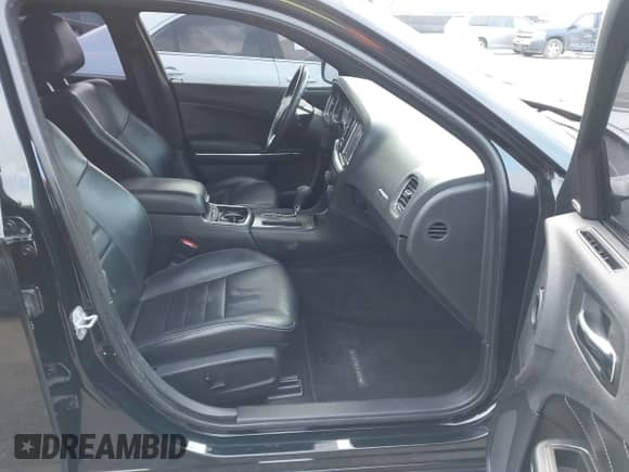 ✅ 2014 Dodge Charger RT • VIN: 2C3CDXCT4EH275099 • Lot: 40977562. Listed on IAAI with 109,889 mi. Free auction sales archive from the USA and detailed vehicle history report at DreamBid. Image 5.