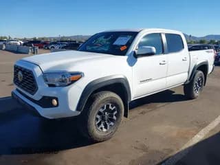 ✅ 2021 Toyota Tacoma TRD Off Road • VIN: 3TMCZ5AN8MM409800 • Lot: 43807201. Wystawiony na IAAI z przebiegiem 27 798 mil. Bezpłatny archiwum sprzedaży aukcyjnych z USA i szczegółowy raport historii pojazdu na DreamBid. Zdjęcie 2.
