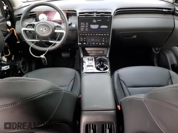 ✅ 2024 Hyundai Tucson Limited • VIN: 5NMJE3DE4RH307925 • Lot: 70448914. Wystawiony na Copart z przebiegiem 9 690 mil. Bezpłatny archiwum sprzedaży aukcyjnych z USA i szczegółowy raport historii pojazdu na DreamBid. Zdjęcie 8.