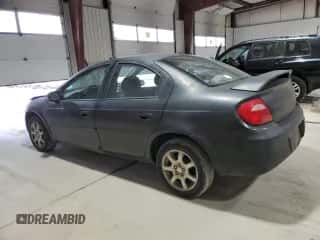 2004 Dodge Neon SXT z VIN 1B3ES56CX4D596703, wystawiony jako Copart lot #51340445 z przebiegiem 184 207 mil mil oraz Szkoda całkowita • Salvage title. Historia ofert i sprzedaży dostępna na DreamBid. Obrazek 2.