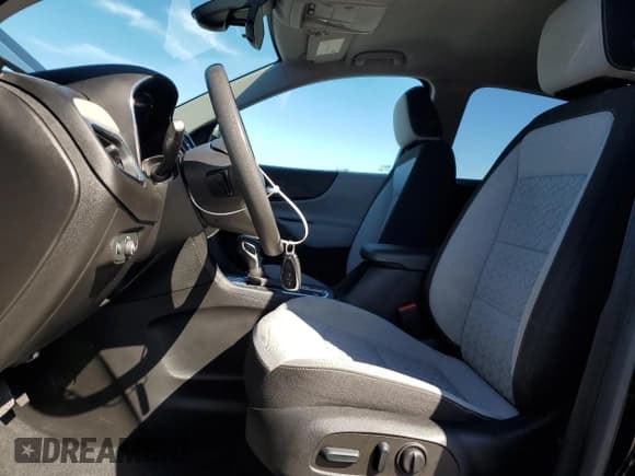 ✅ 2022 Chevrolet Equinox LS • VIN: 2GNAXHEV8N6146705 • Лот: 92378475. Опубликован ранее на Copart с пробегом 82 129 миль. Бесплатный доступ к архиву аукционных продаж из США и подробный отчёт об истории автомобиля на DreamBid. Изображение 7.