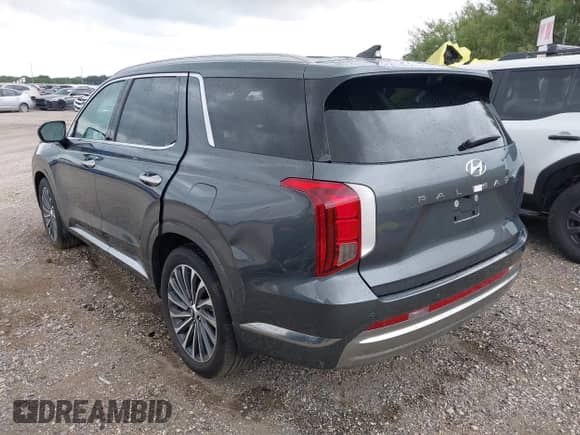 2025 Hyundai Palisade Calligraphy with VIN KM8R74GE9SU871398, listed as a IAAI auction lot 42696709 with 100 mi miles and . Bid and sale history available at DreamBid. Image 3.
