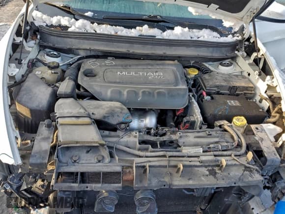 ✅ 2014 Jeep Cherokee Latitude • VIN: 1C4PJMCB1EW227590 • Lot: 94854455. Wystawiony na Copart z przebiegiem Nie podano. Bezpłatny archiwum sprzedaży aukcyjnych z USA i szczegółowy raport historii pojazdu na DreamBid. Zdjęcie 11.