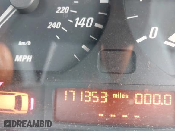 ✅ 2002 BMW 3 Series 325Ci • VIN: WBABS33462JY43617 • Lot: 42094852. Listed on IAAI with 171,353 mi. Free auction sales archive from the USA and detailed vehicle history report at DreamBid. Image 15.